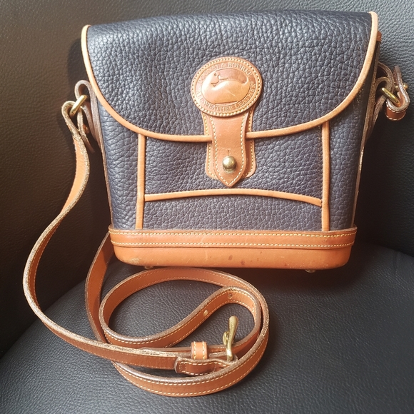 Dooney & Bourke Handbags - Vintage AWL Dooney &Bourke Crossbody Bag